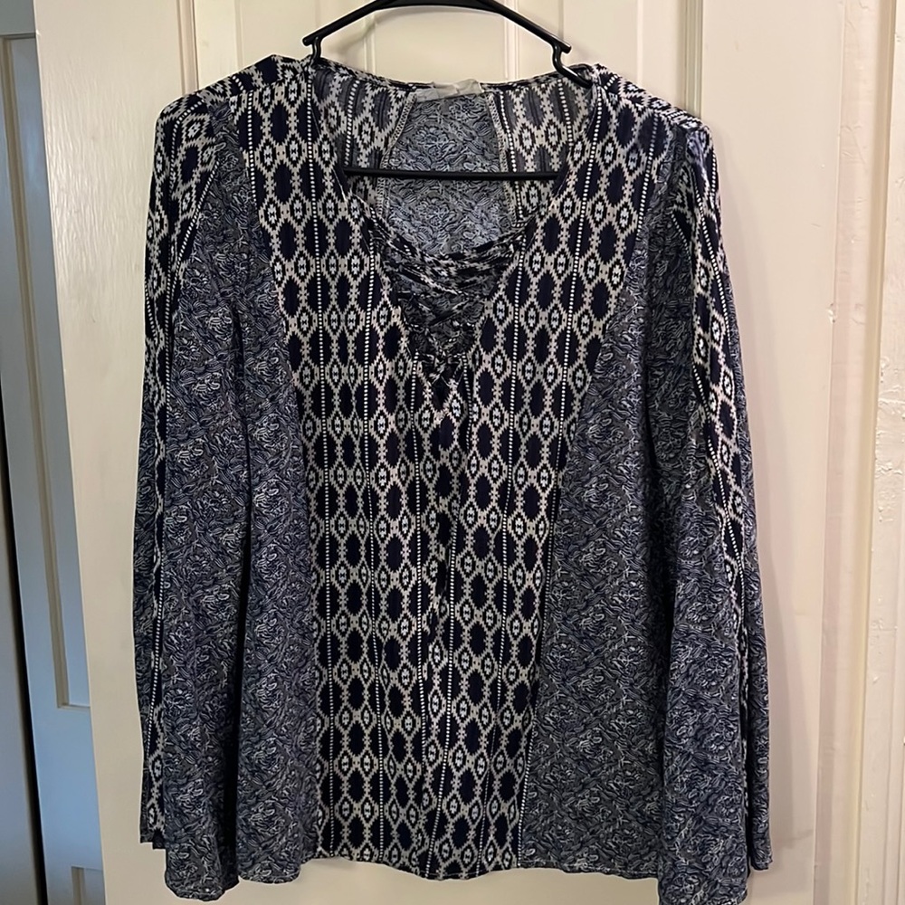 Entro Bellsleeve Blouse